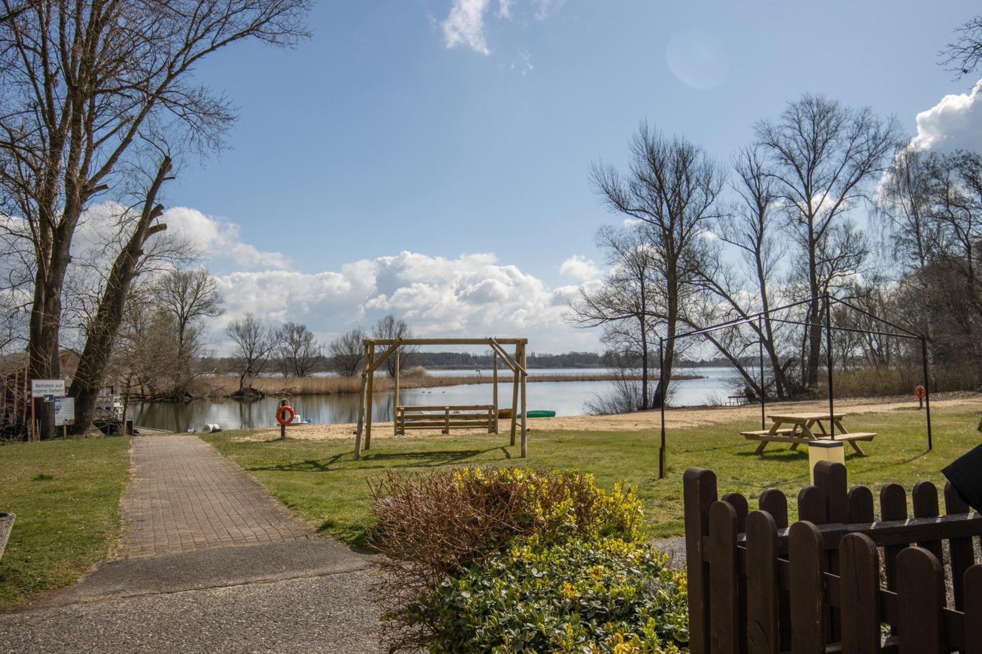 Seehotel Brandenburg An Der Havel Brielow Exterior photo